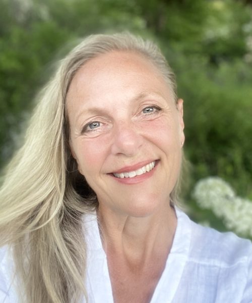 When Jane experienced severe joint pain, she chose to treat rheumatoid arthritis naturally with diet, gut healing and mind-body practices.
